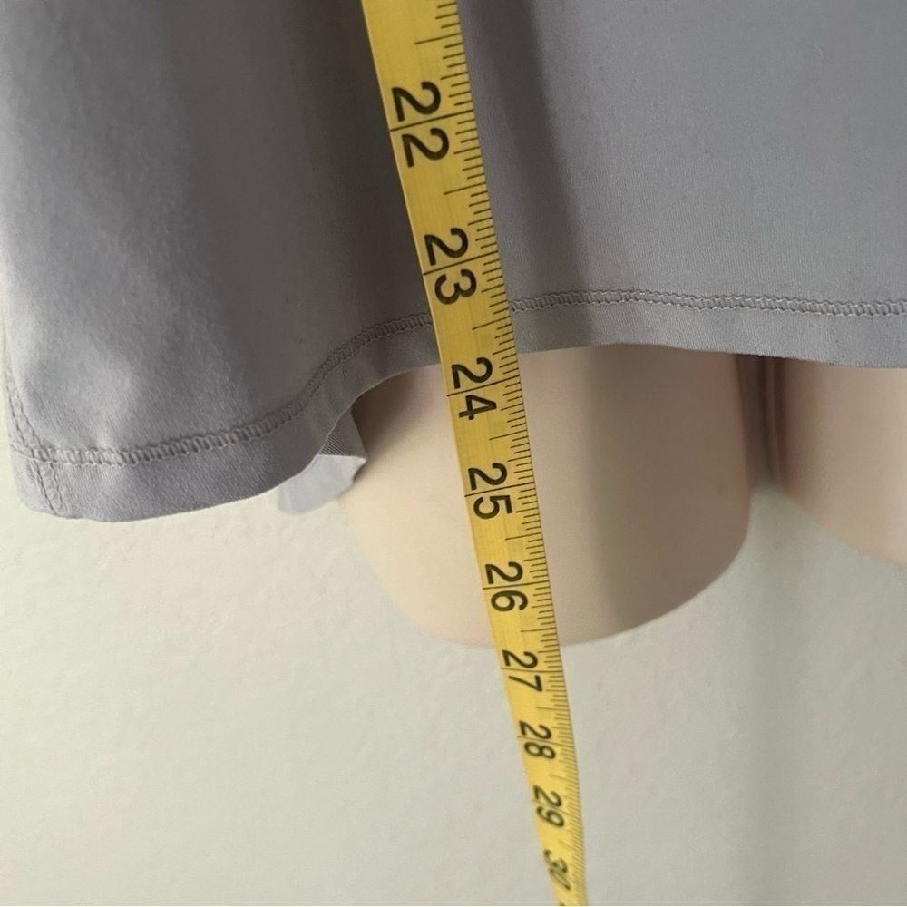 Grey Yogalicious razor back tank top with split back A line shape, S. - Picture 5 of 12